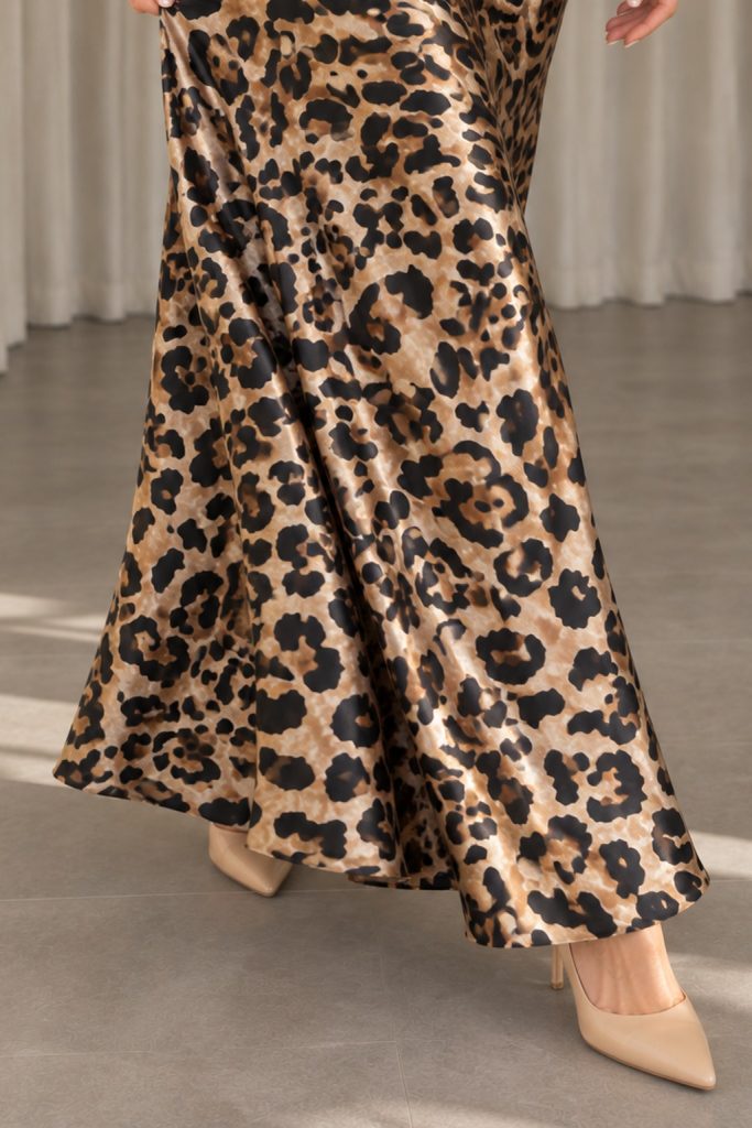 leopar desenli saten etek